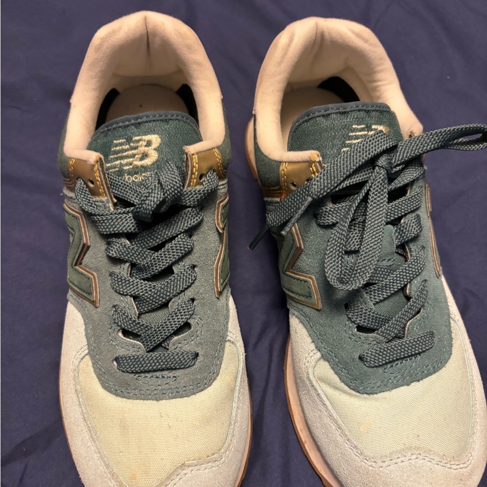 Woman shoes